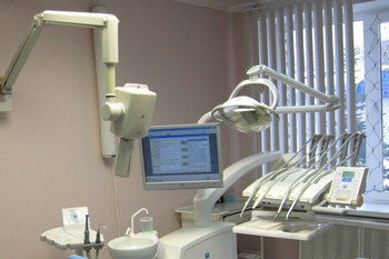 Минздрав: стоматологическим кабинетам с радиовизиографом не нужна лицензия по рентгенологии